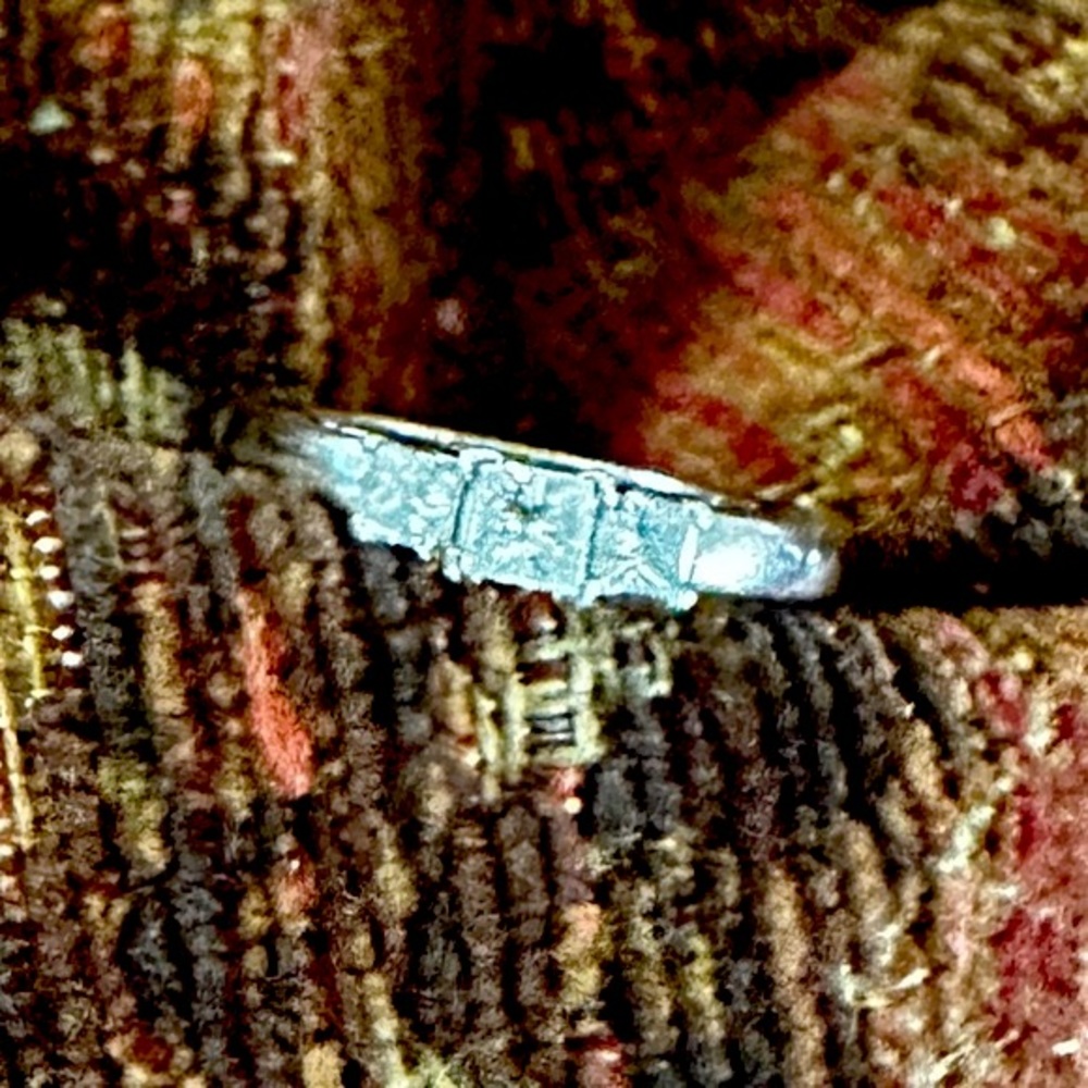 3/4 TCW Princess cut Diamond ring Size 7